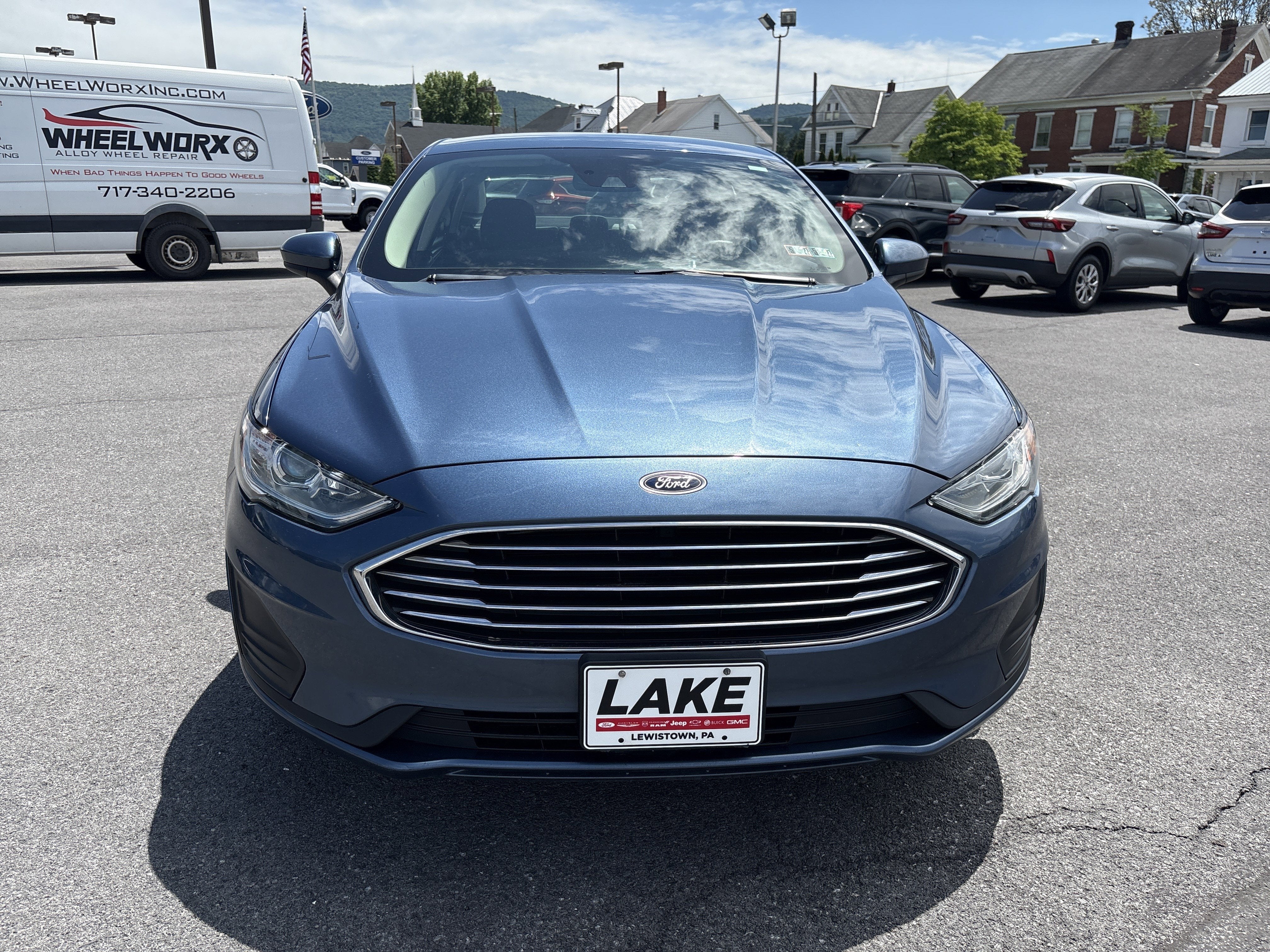 2019 Ford FUSION SE