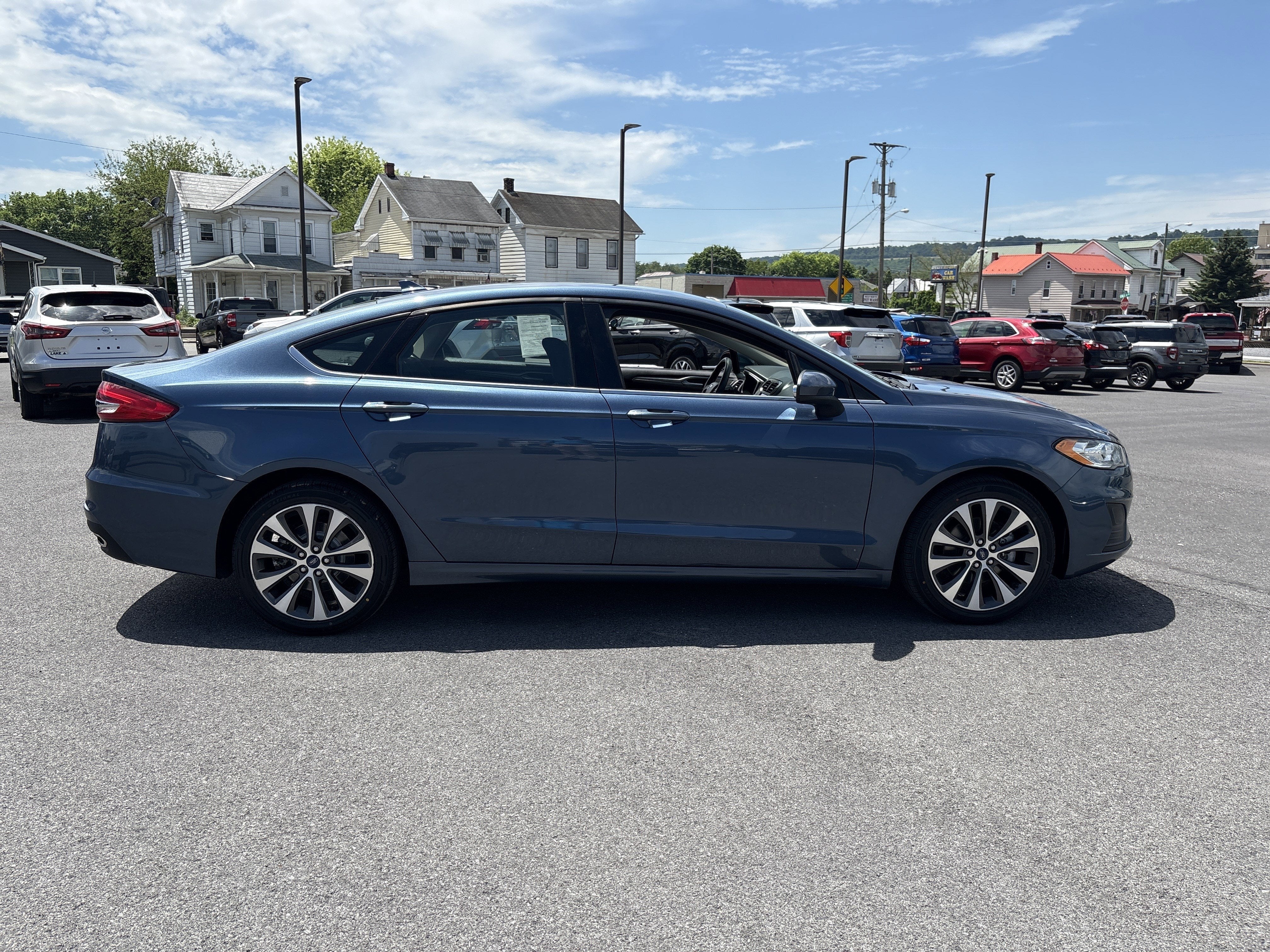 2019 Ford FUSION SE
