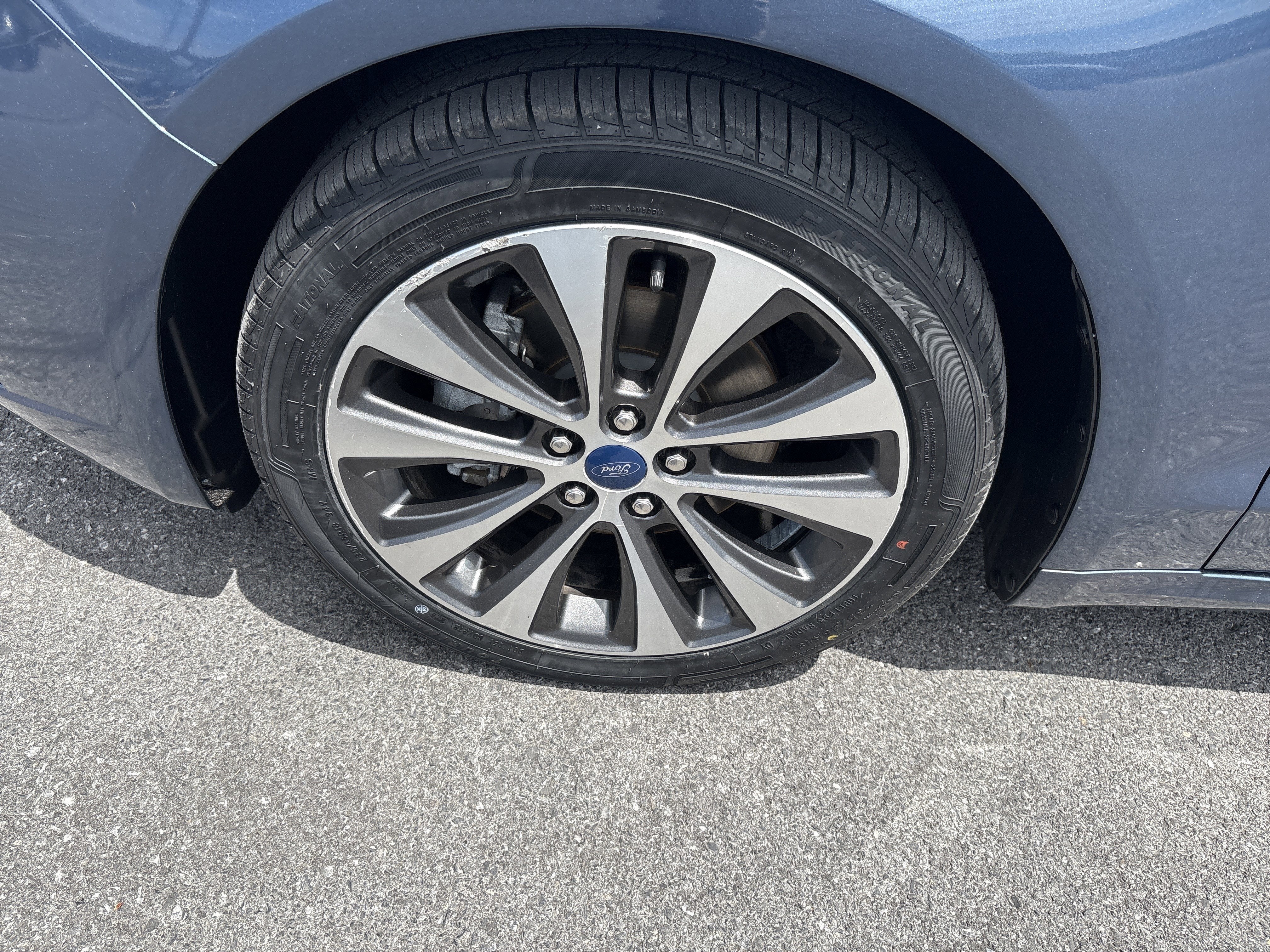 2019 Ford FUSION SE