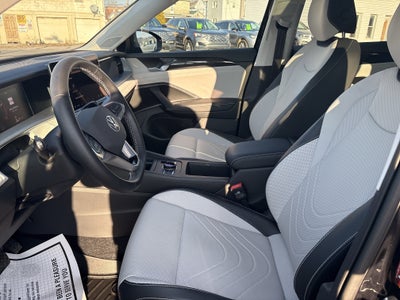 2025 Volkswagen TIGUAN 2.0T SE