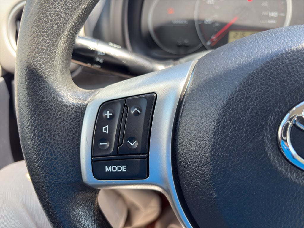 2012 Toyota Yaris LE
