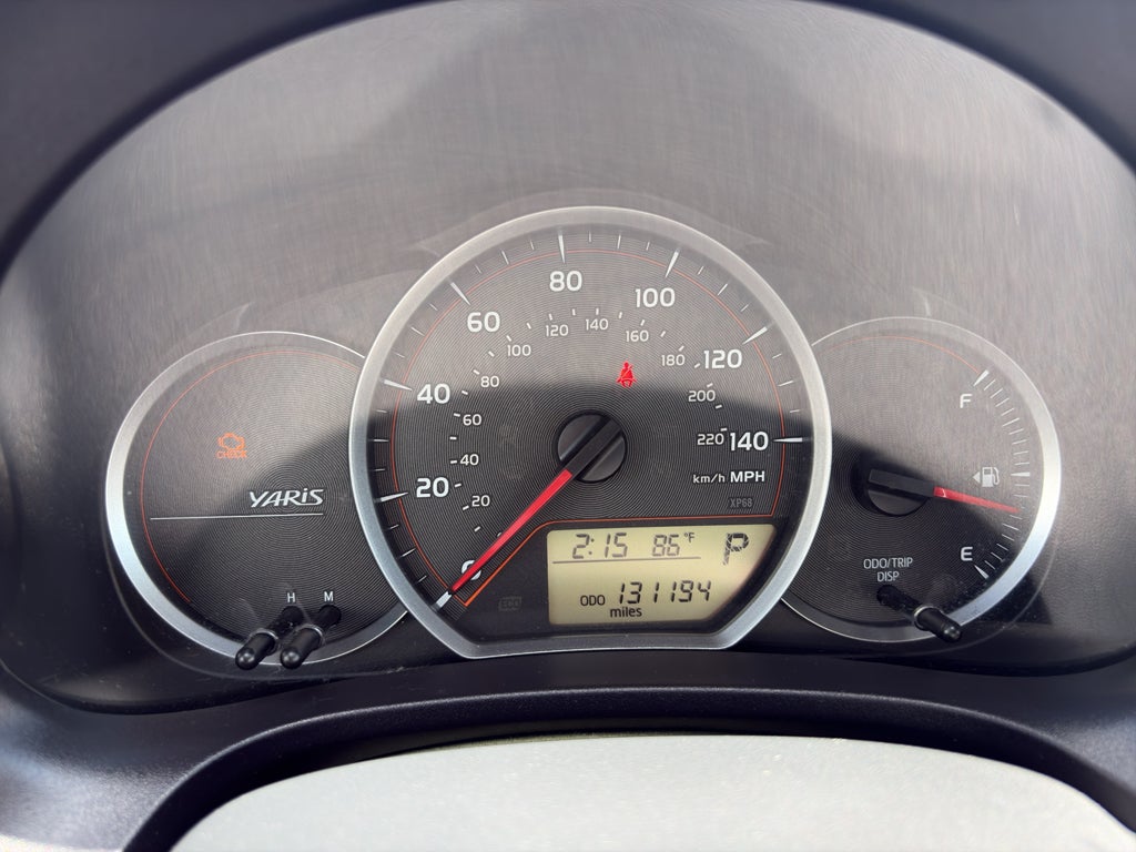 2012 Toyota Yaris LE