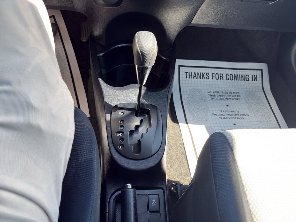 2012 Toyota Yaris LE