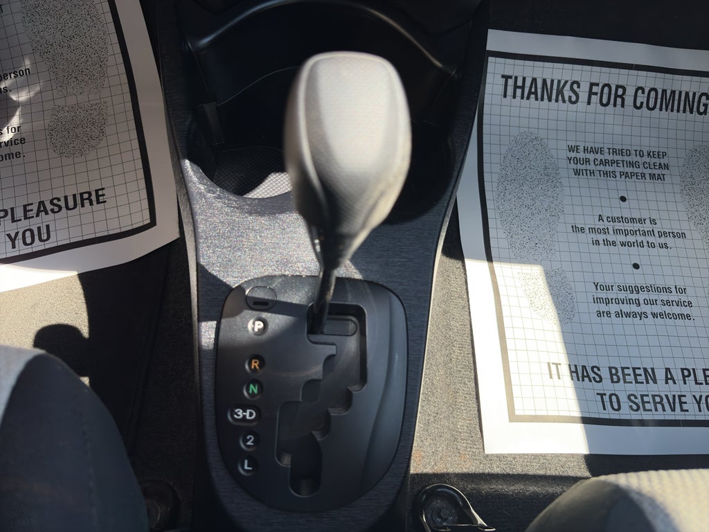 2012 Toyota Yaris LE
