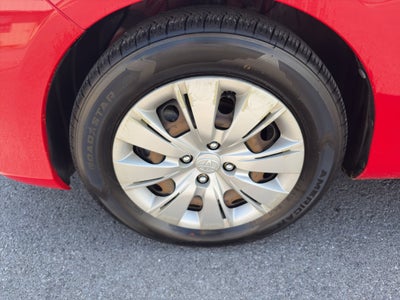 2012 Toyota Yaris LE